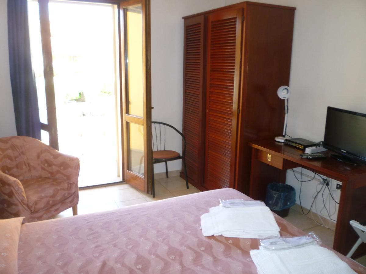 Double or Twin Room,1001117730:JPEG