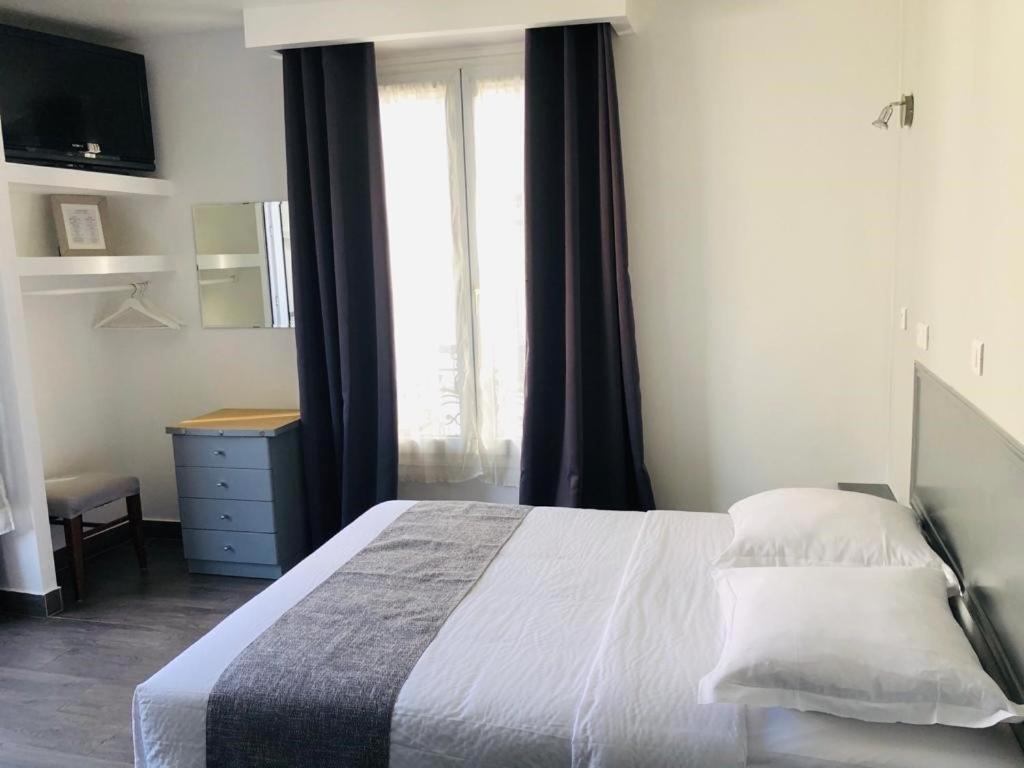 Quarto Duplo