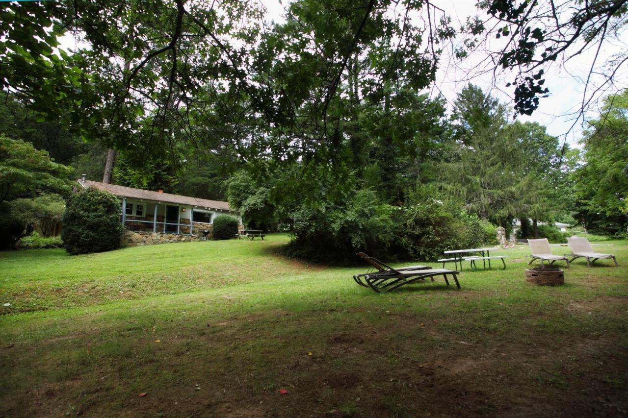 Cottage Six