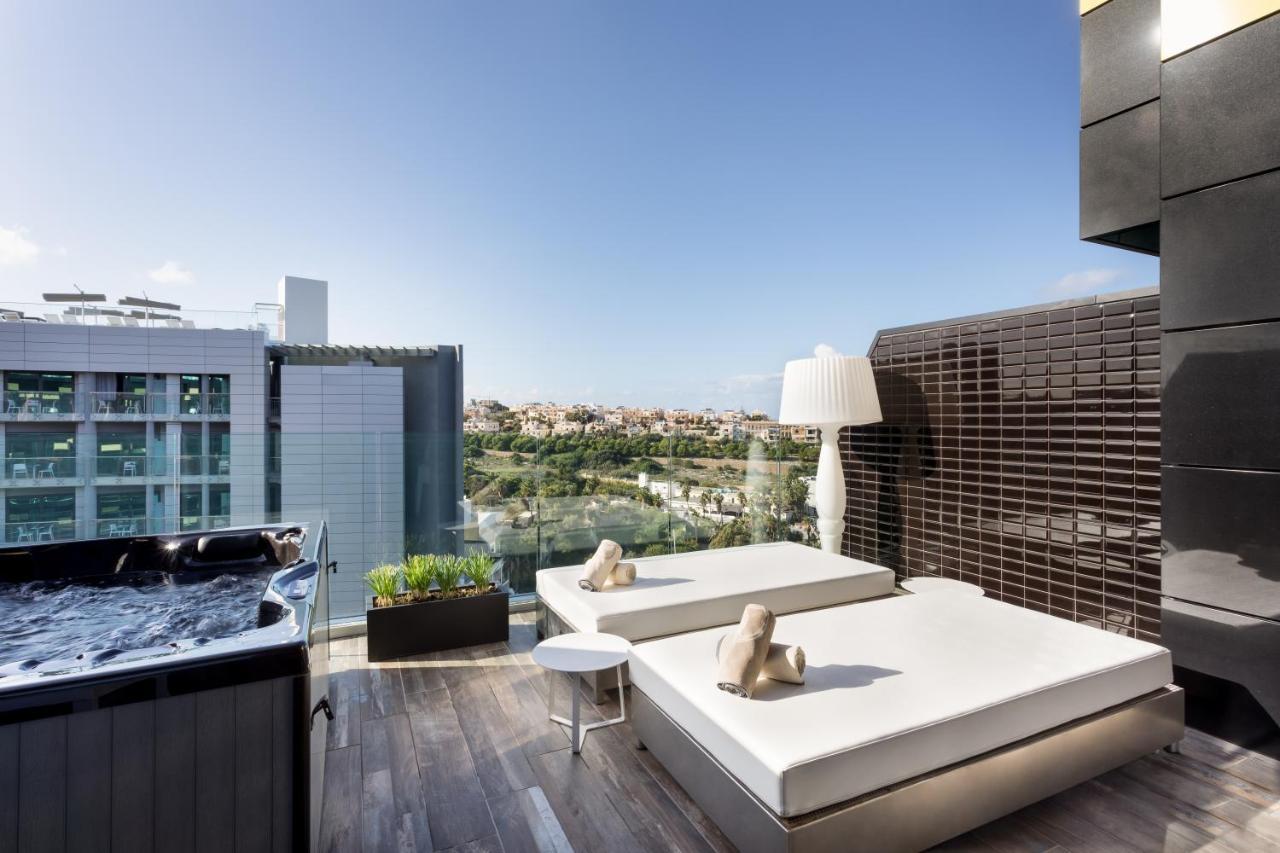 Suite Superior Penthouse com Terraço e Banheira de Hidromassagem