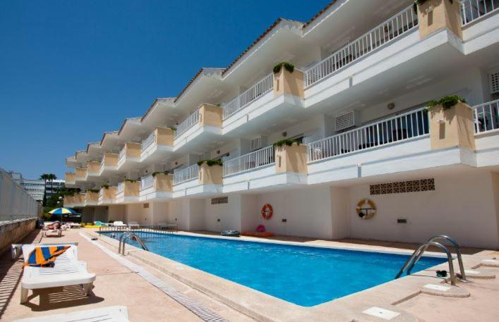 Apartamento con vistas al mar