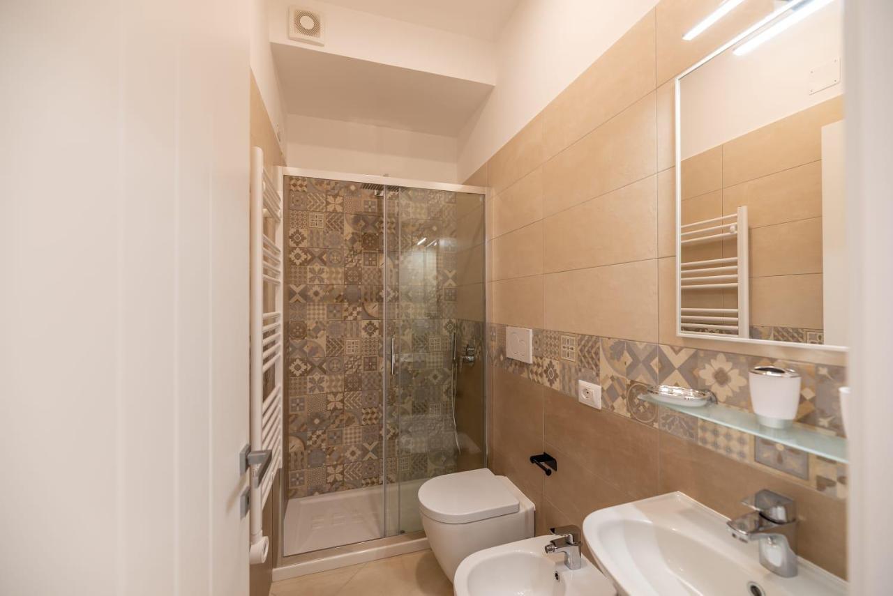 Standard Double Room,1143648172:JPEG