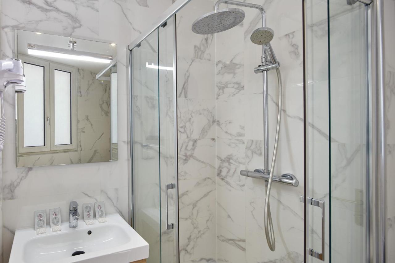 standard double Room with Shower or bath,397282749:JPEG