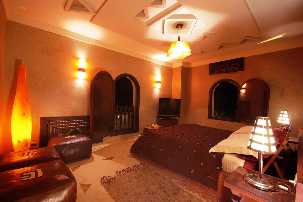 Six-Bedroom Villa