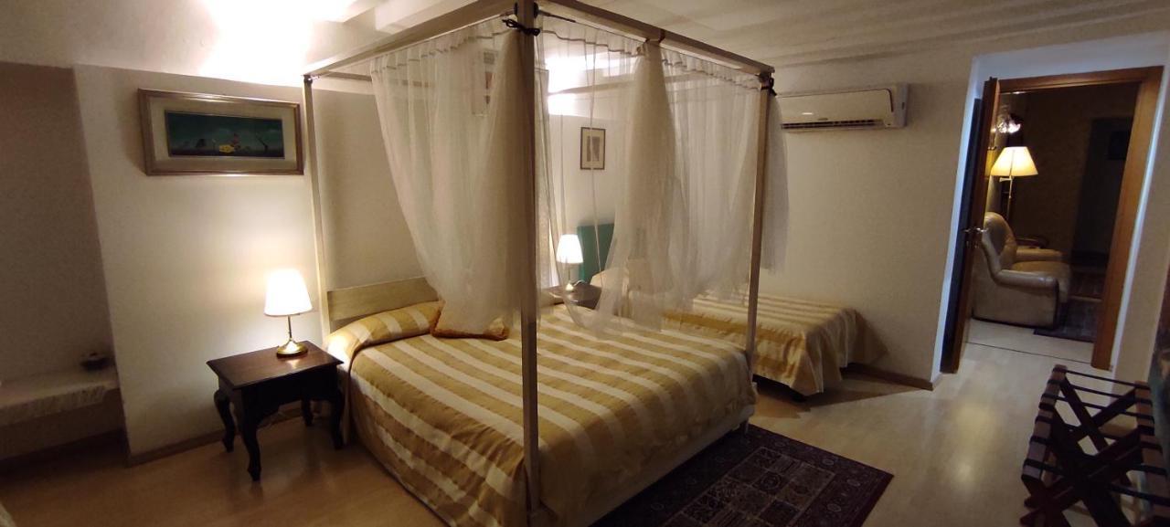 Deluxe Triple Room Garden View