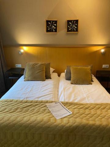 Luxury Twin Room