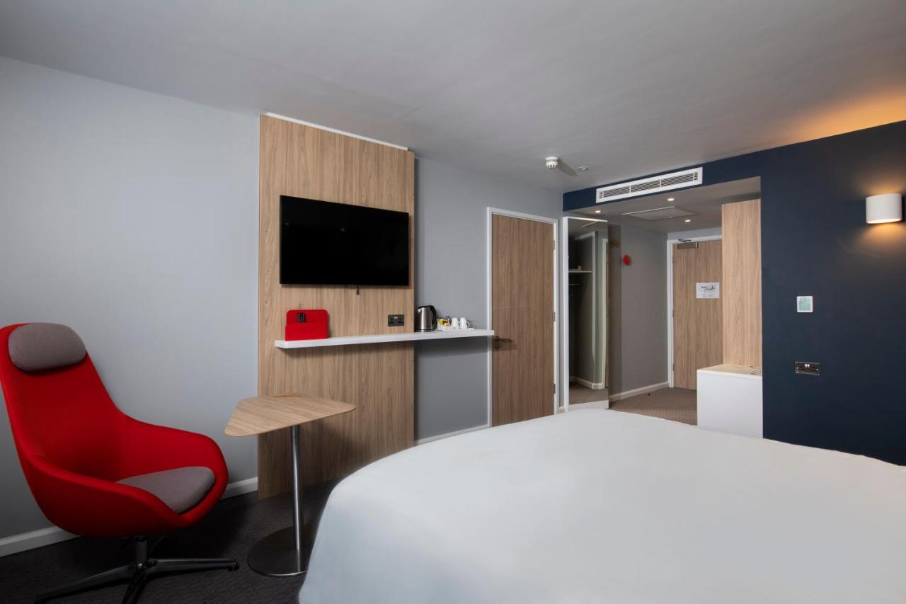 Double Room Hot Accessible