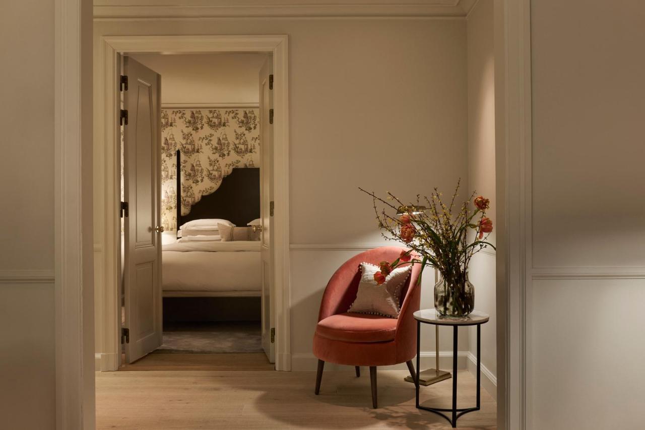 Courtyard Suite