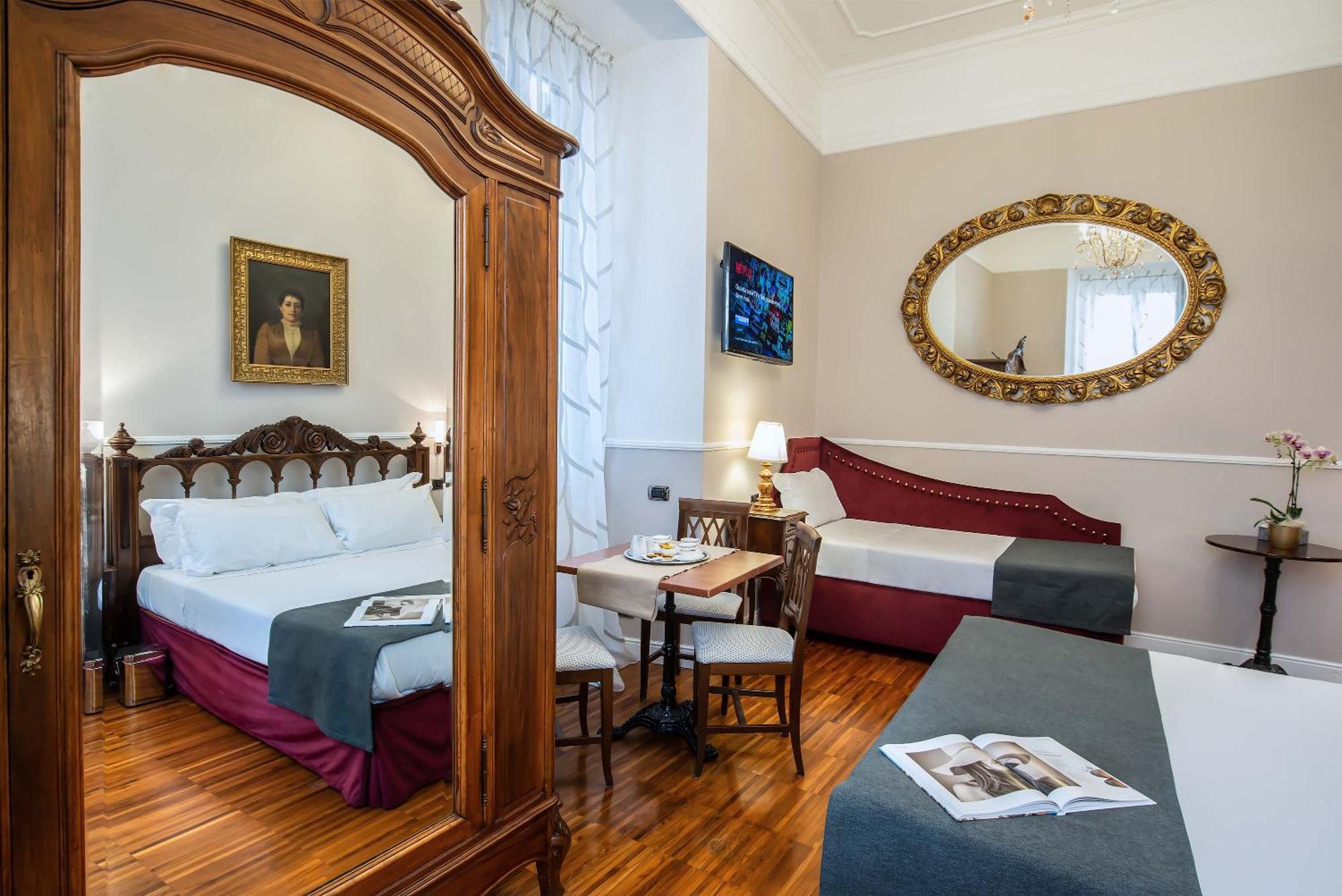 Triple Room