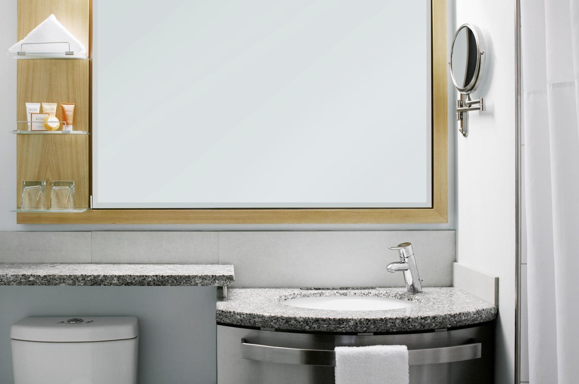 Quarto Standard Acessível para Hóspedes com Mobilidade Reduzida