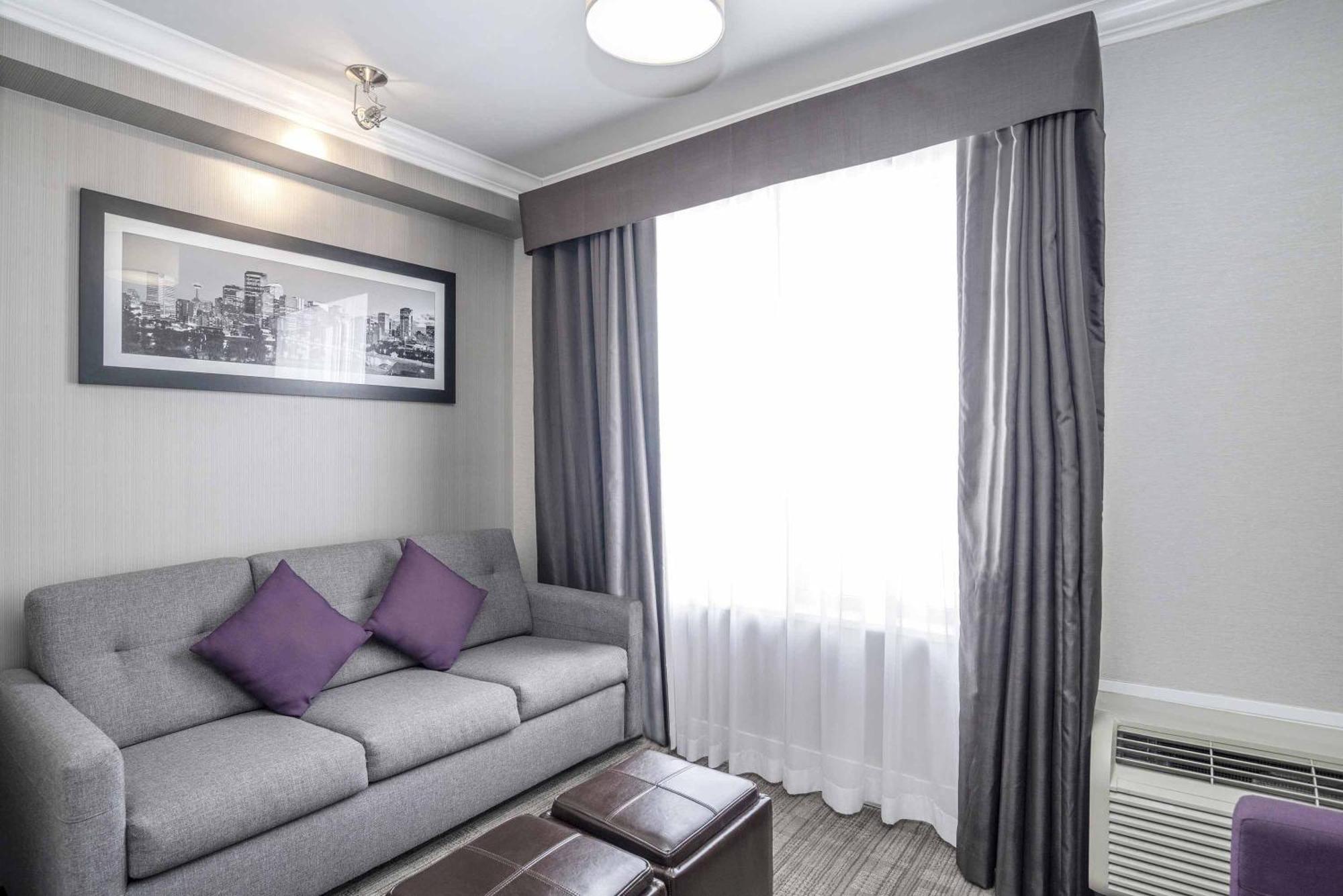Grand Room 2 Queen Beds