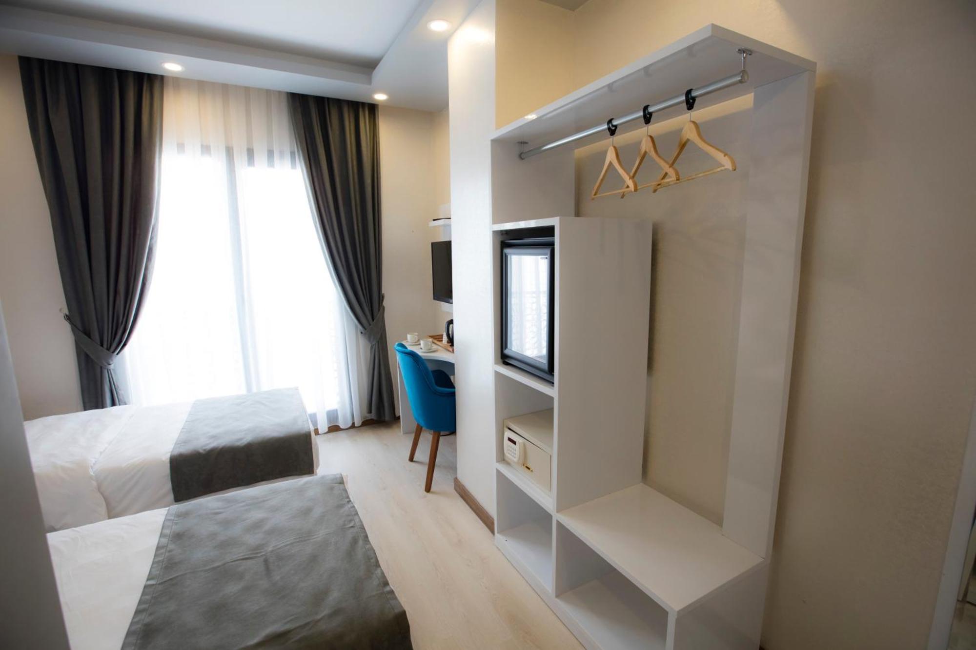 Deluxe Single Room