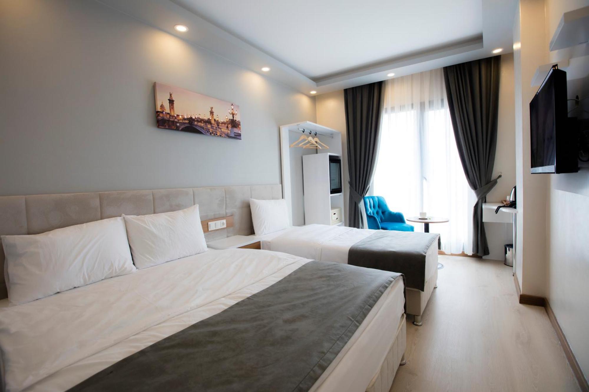 Deluxe Double or Twin Room
