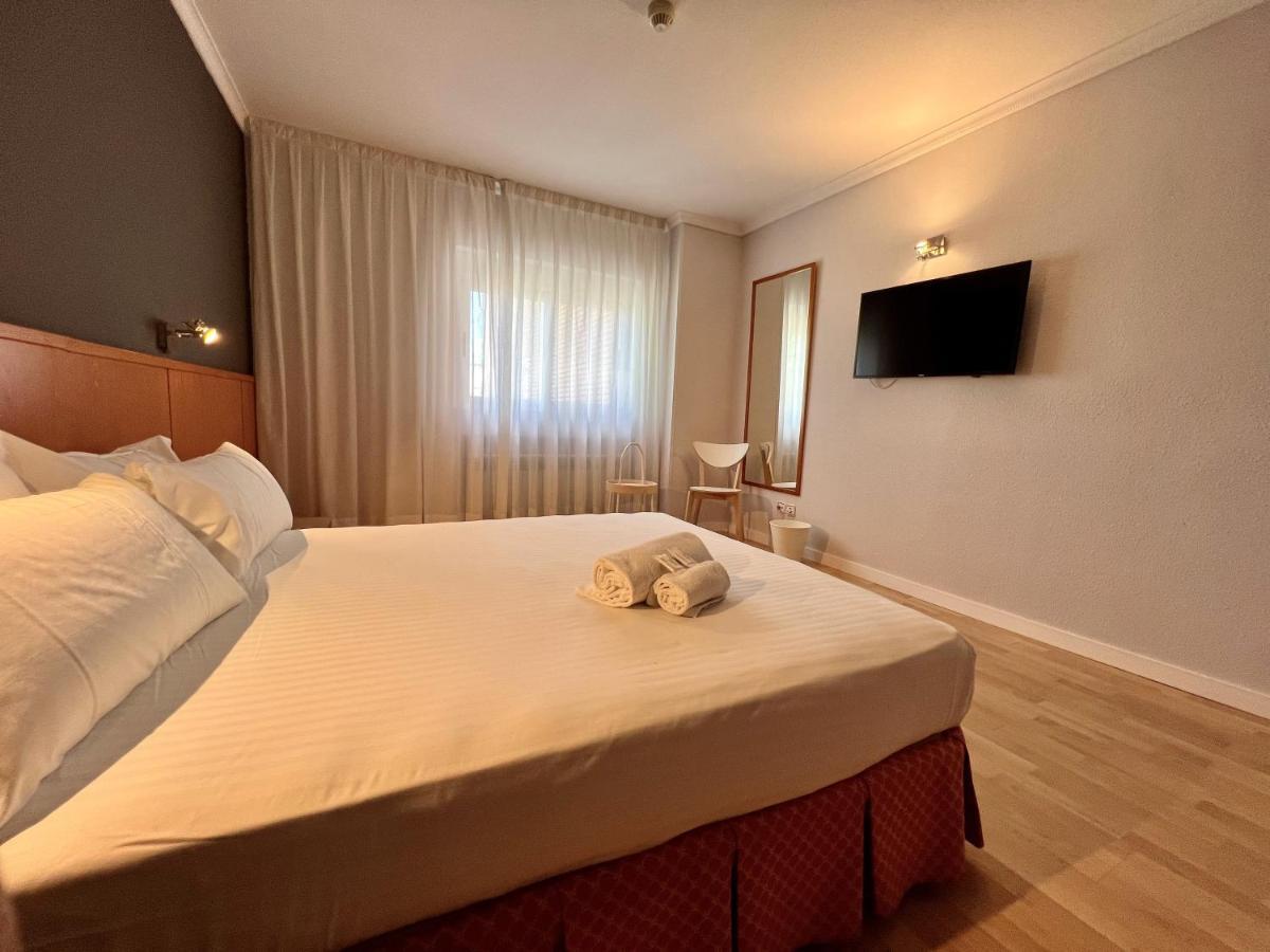 Doppelzimmer (1 Doppelbett)