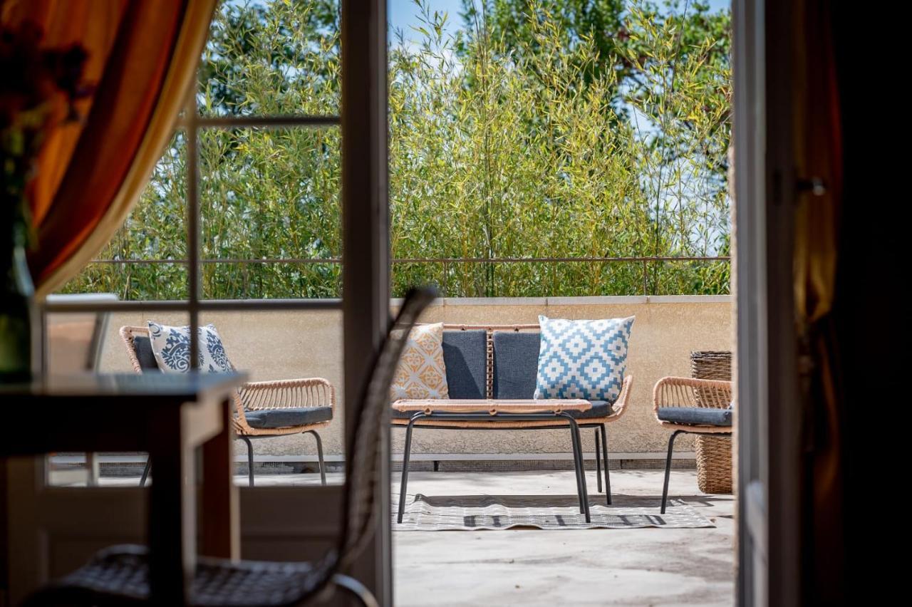 One-Bedroom Apartment Terrace