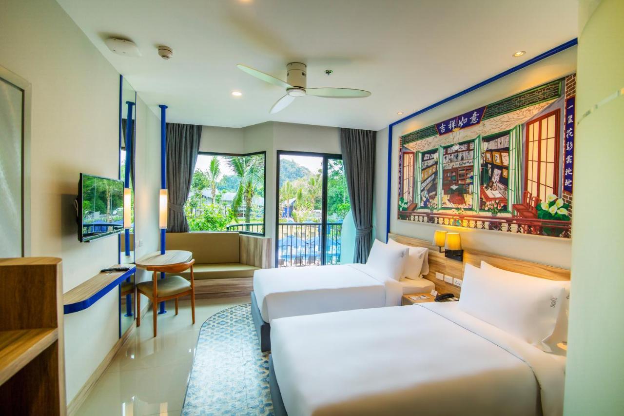 Superior Zimmer mit Poolblick