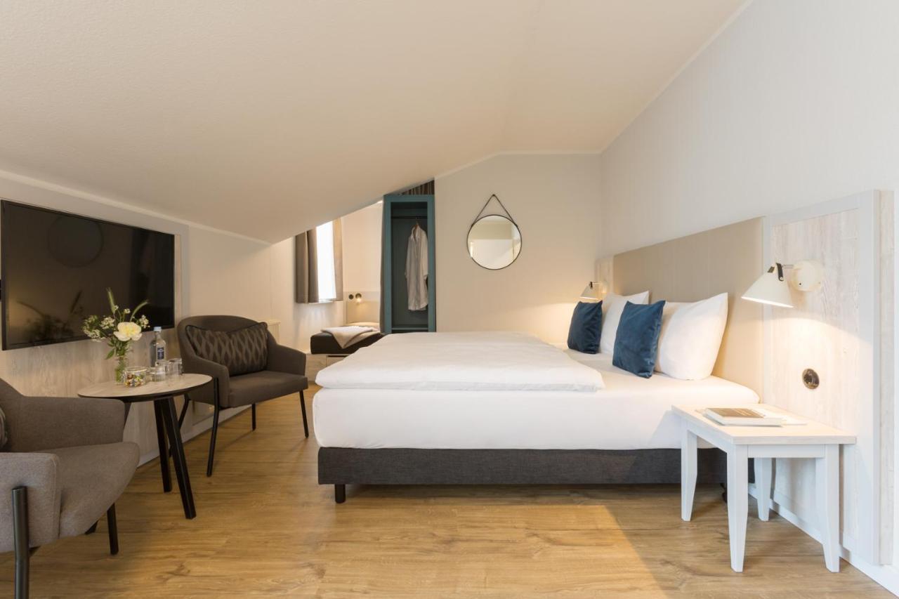 Superior Double Room,1264369675:JPEG