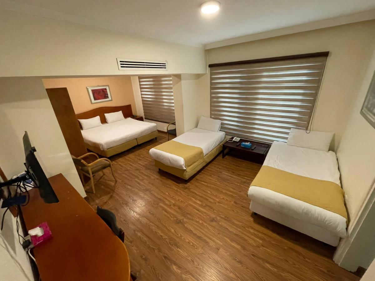 Comfort Quadruple Room,1268490094:JPEG