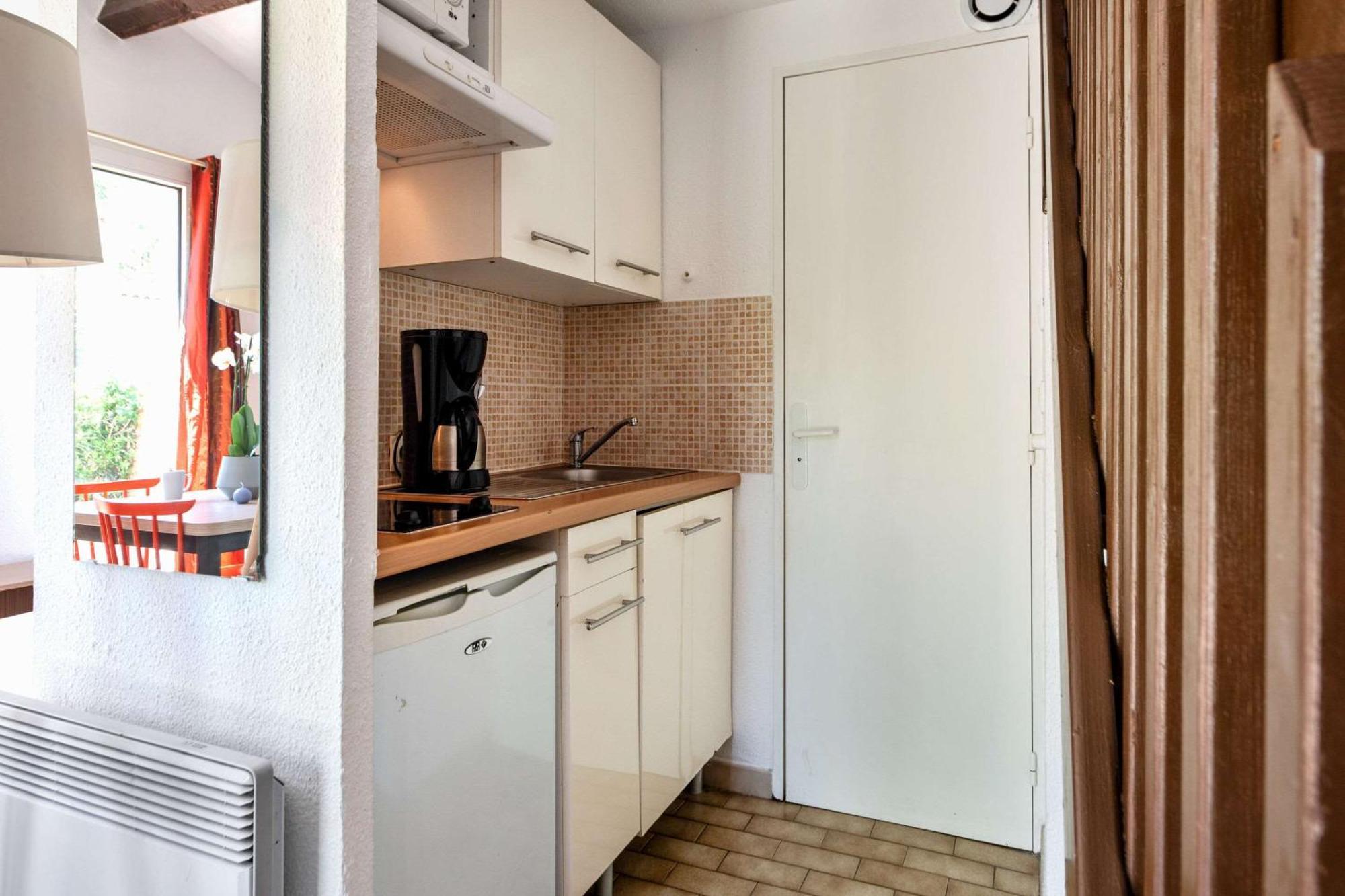 One-Bedroom Standard Apartment