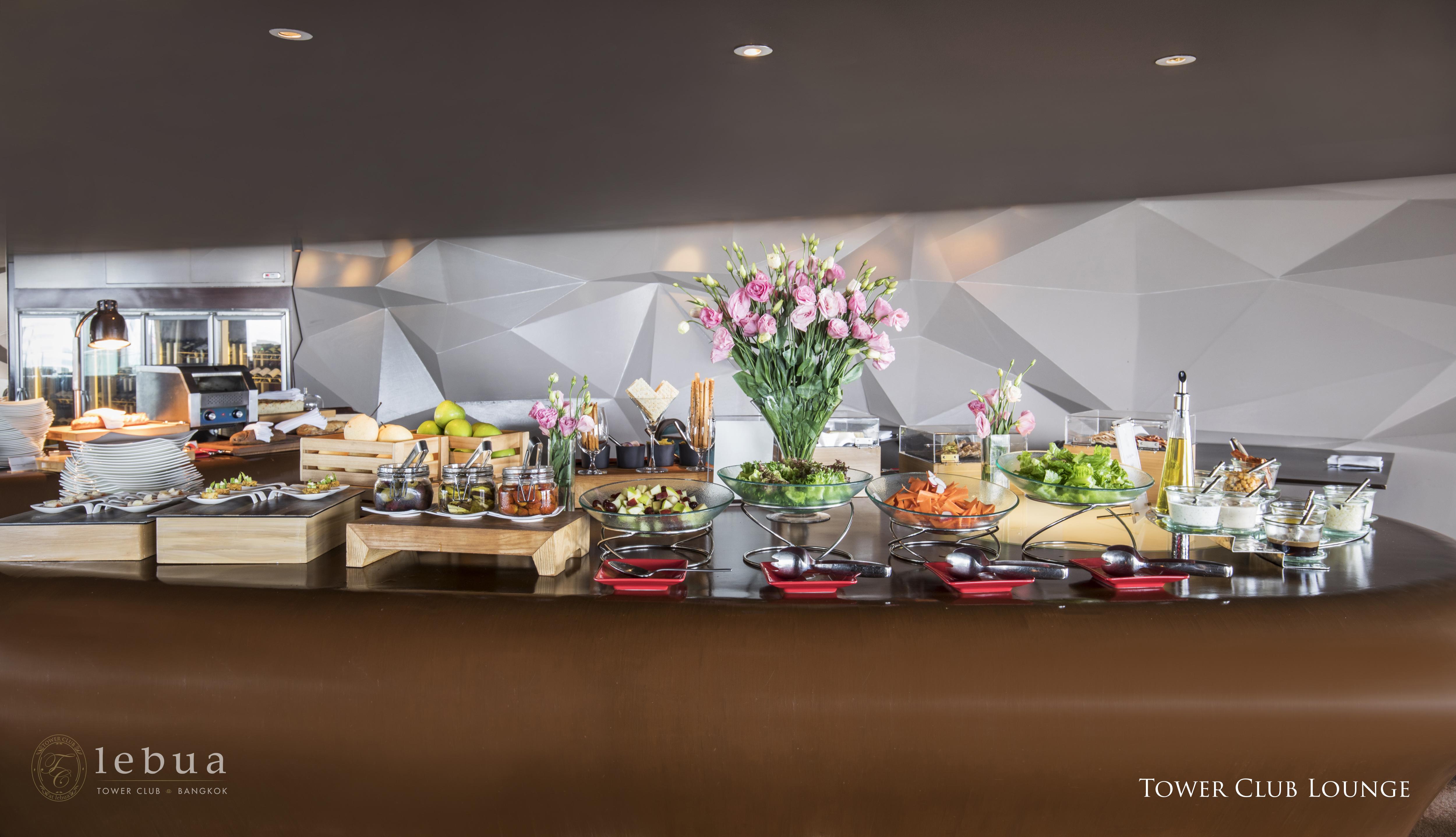 Suite Tower Club de 2 dormitorios con acceso al salón