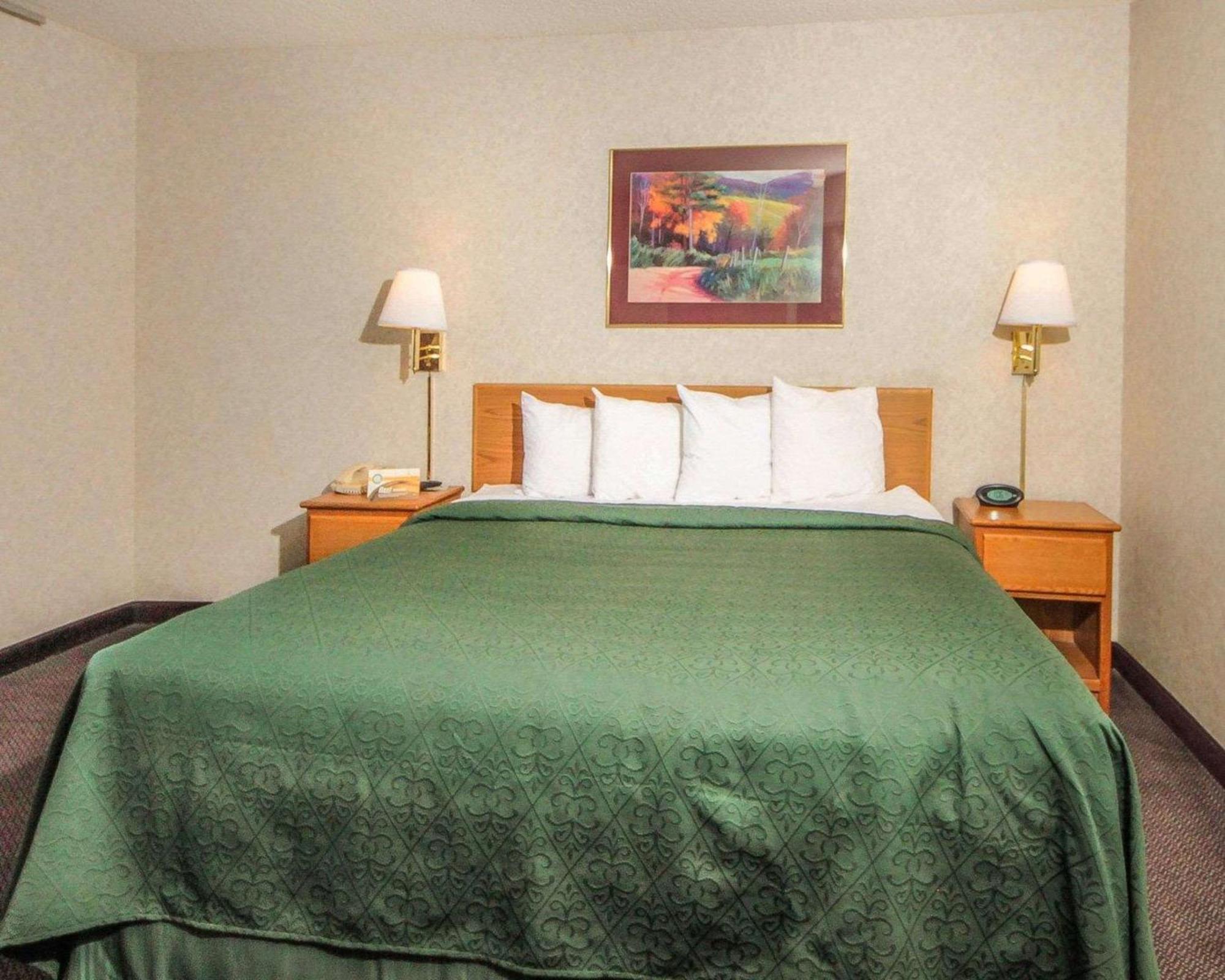 Suite, 1 King Bed, Non Smoking
