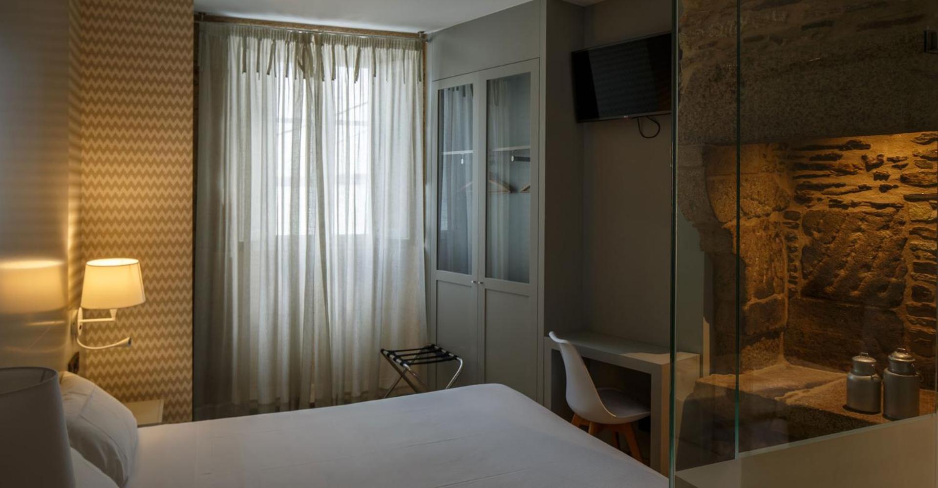 Double Room Private Bathroom