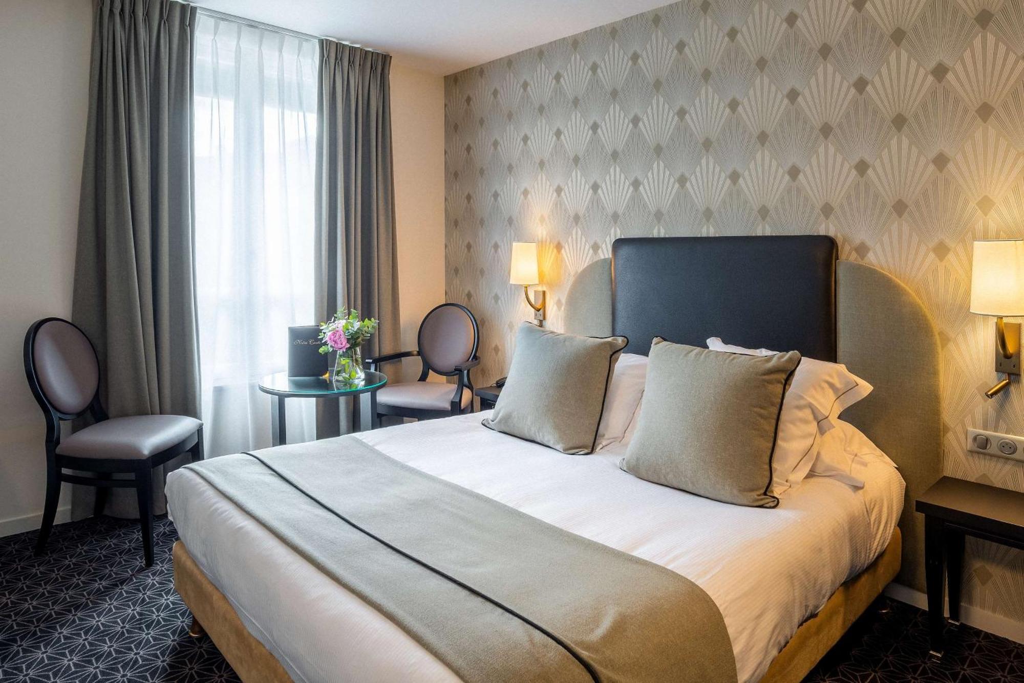 Comfort Queen Room