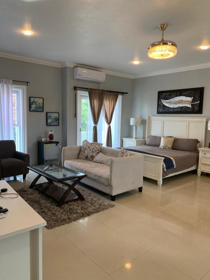 Deluxe Room,1296788461:JPEG
