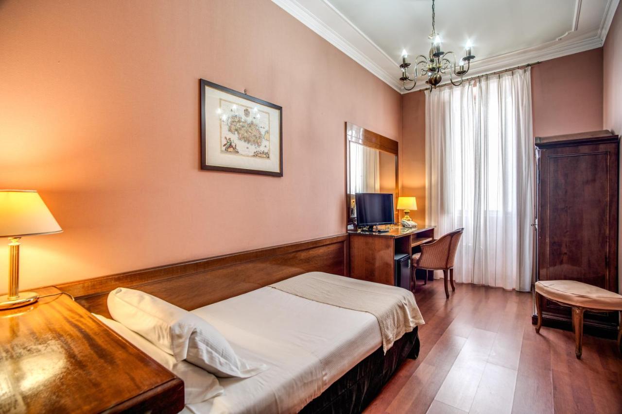 Single Room,1299504205:JPEG