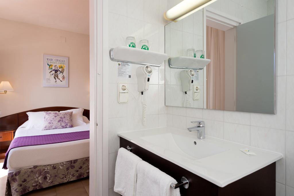 Chambre Double ou Lits Jumeaux - Vue sur Mer