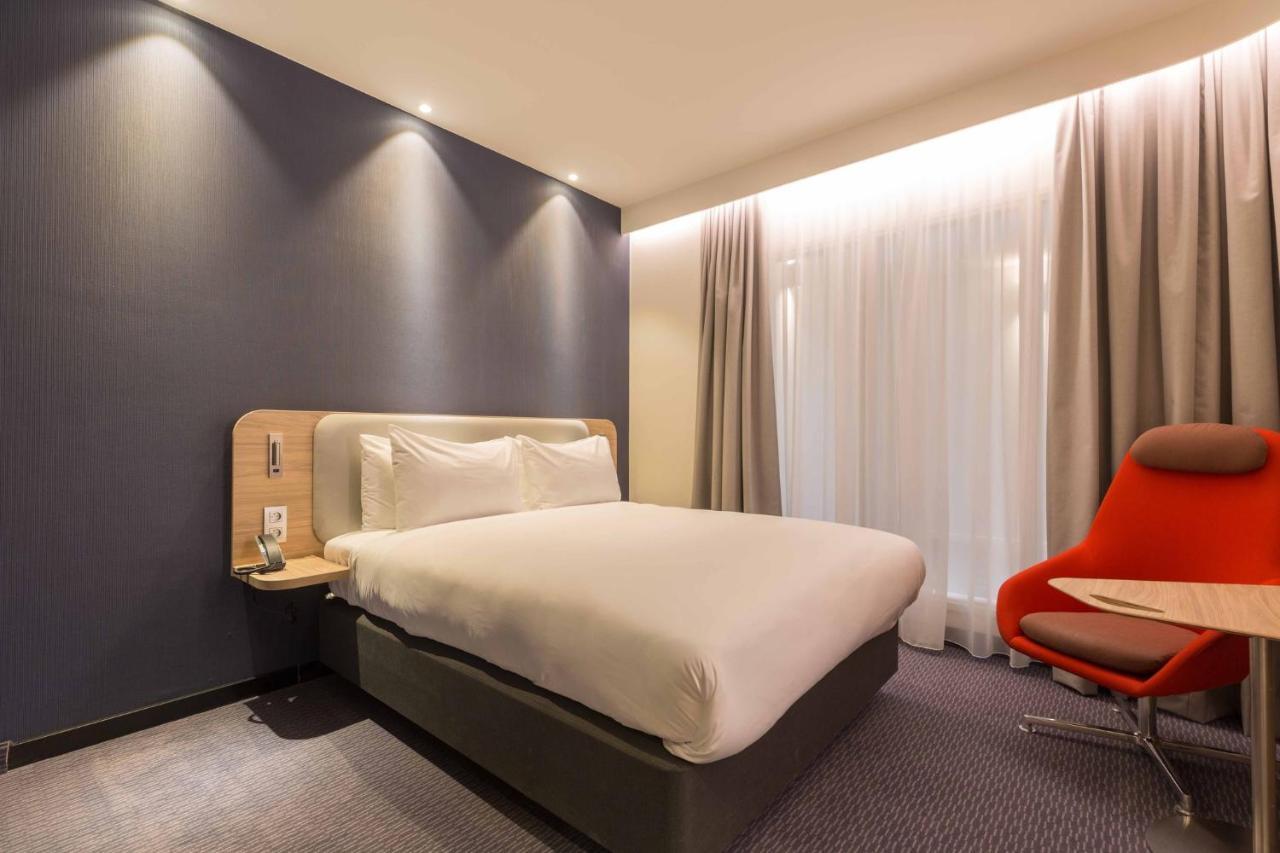 Standard Queen Room - Accessible with Free Breakfast,1239776635:JPEG