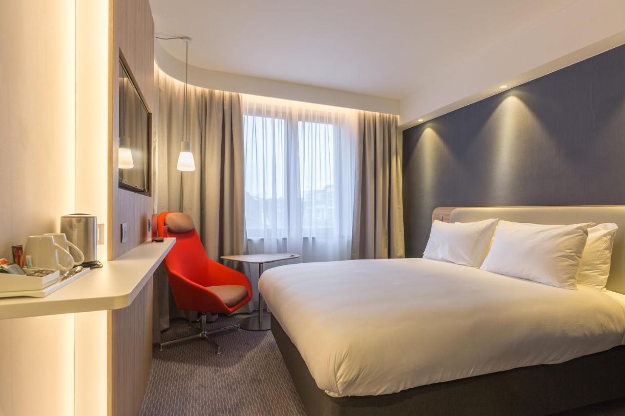 Standard Room with Free Breakfast,1240555726:JPEG