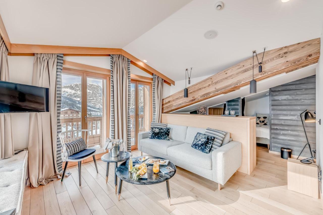 Yule Suite Slopes View