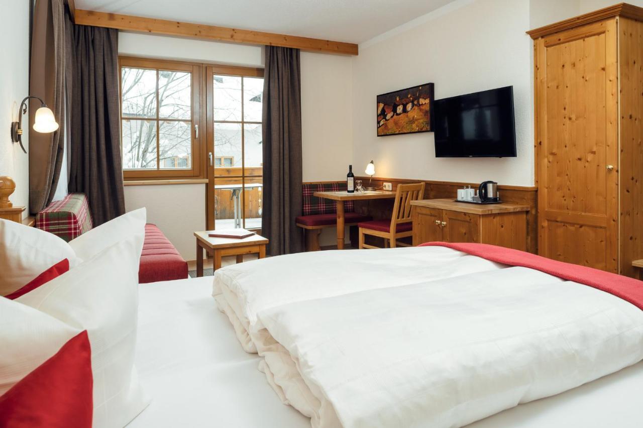 Double Room Mountain View