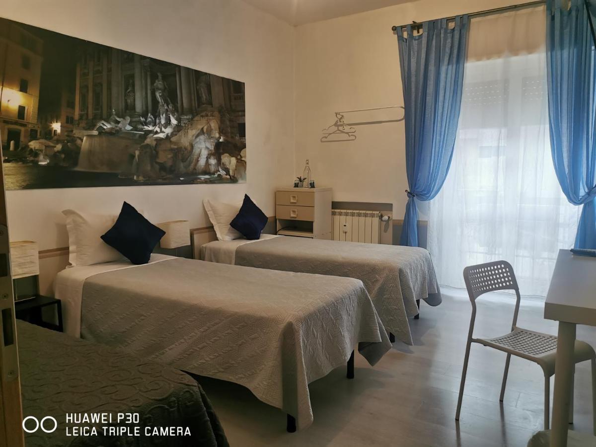 Camera Familiare con Bagno Privato