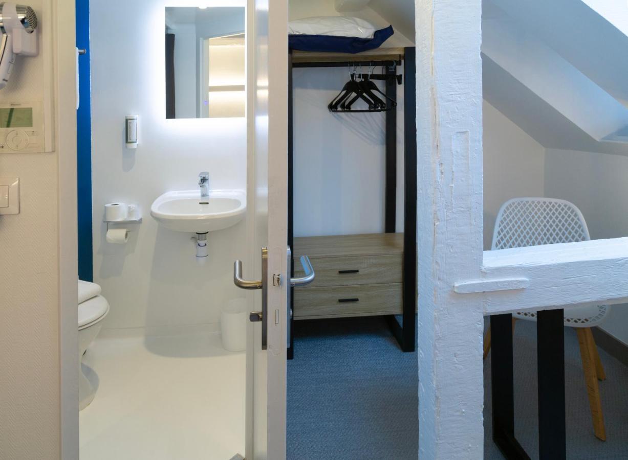 Budget Single Room