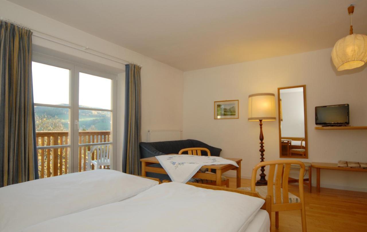 Doppelzimmer mit eigenem Bad