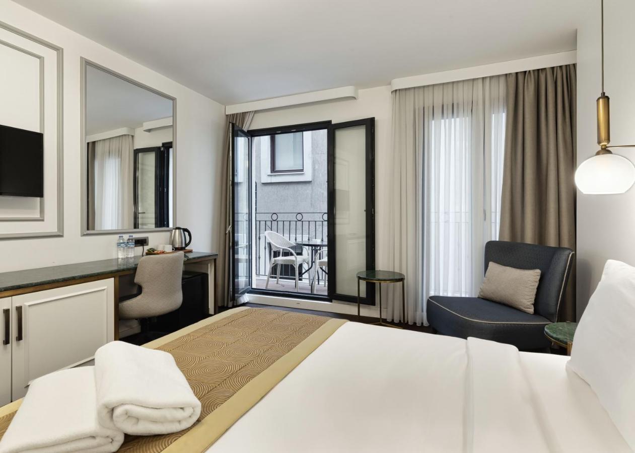 Deluxe Double Room Balcony