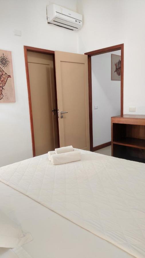 Apartamento com 1 Quarto