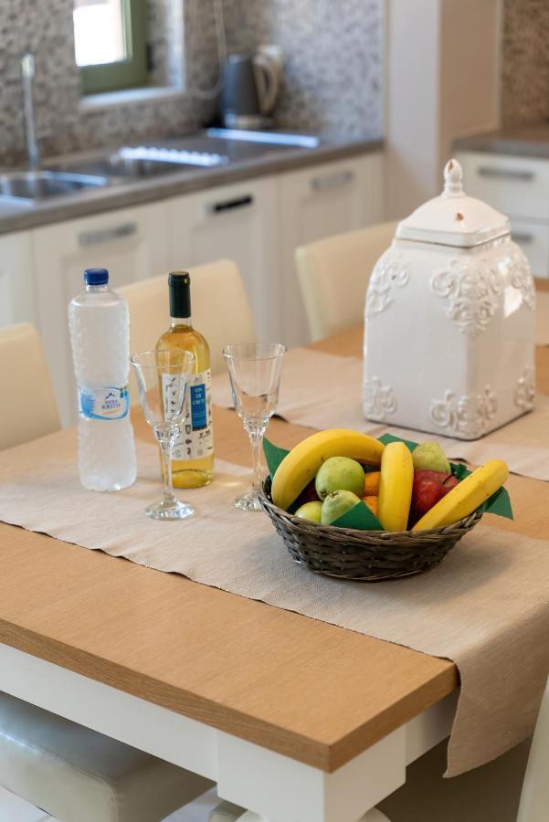 Villa mit 3 Schlafzimmern, Pool und Meerblick
