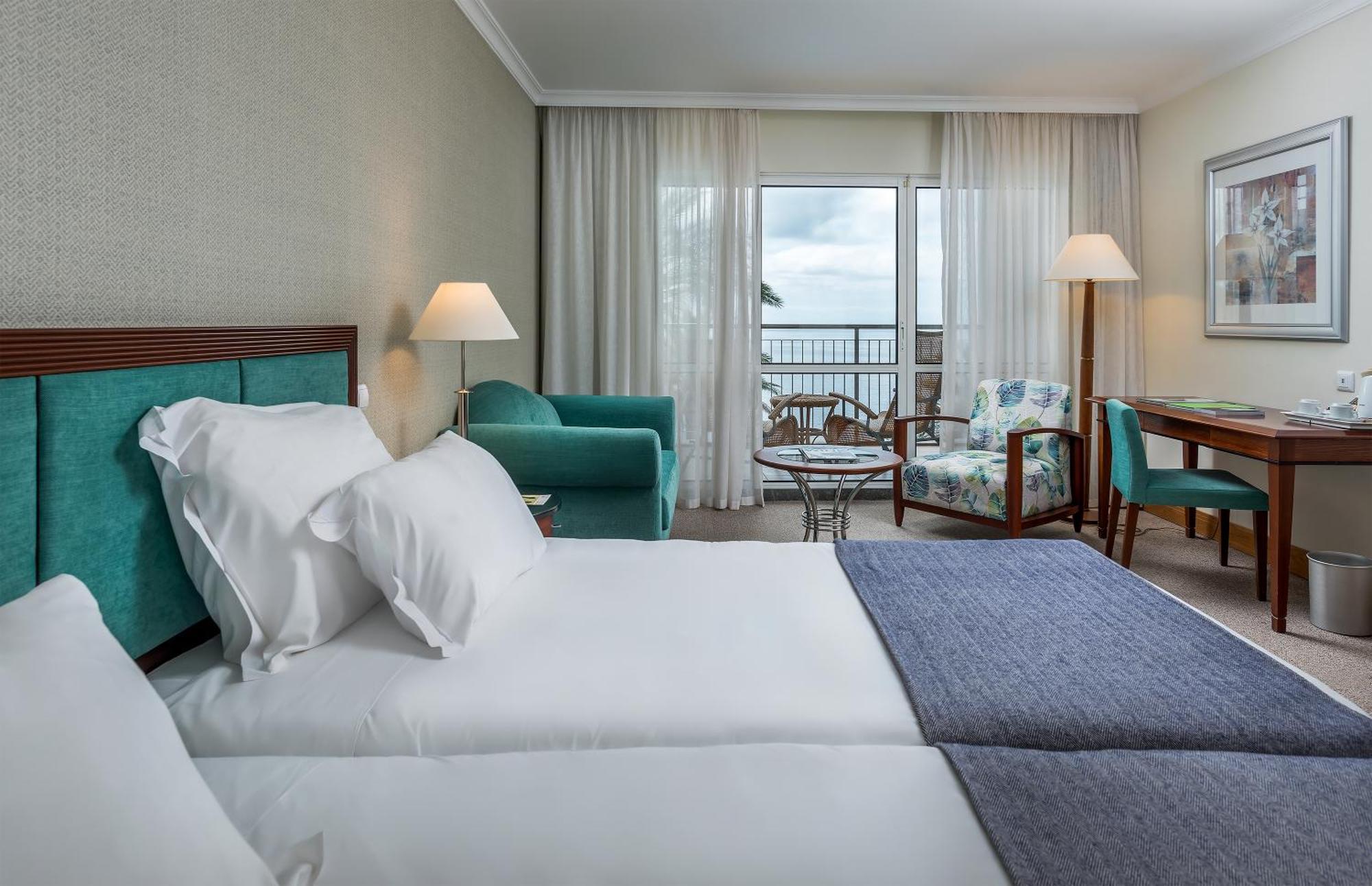 Suite with Sea View