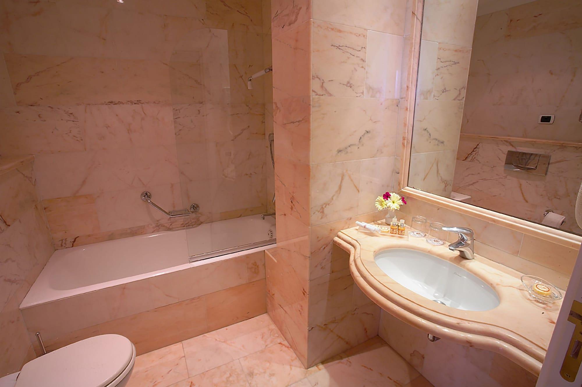 Superior Tweepersoonskamer met 1 of 2 Bedden en Balkon