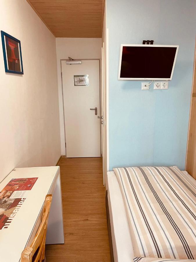 Single Room Private External Bathroom