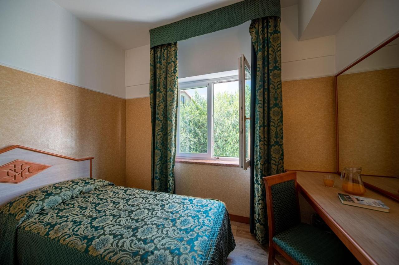 Single Room