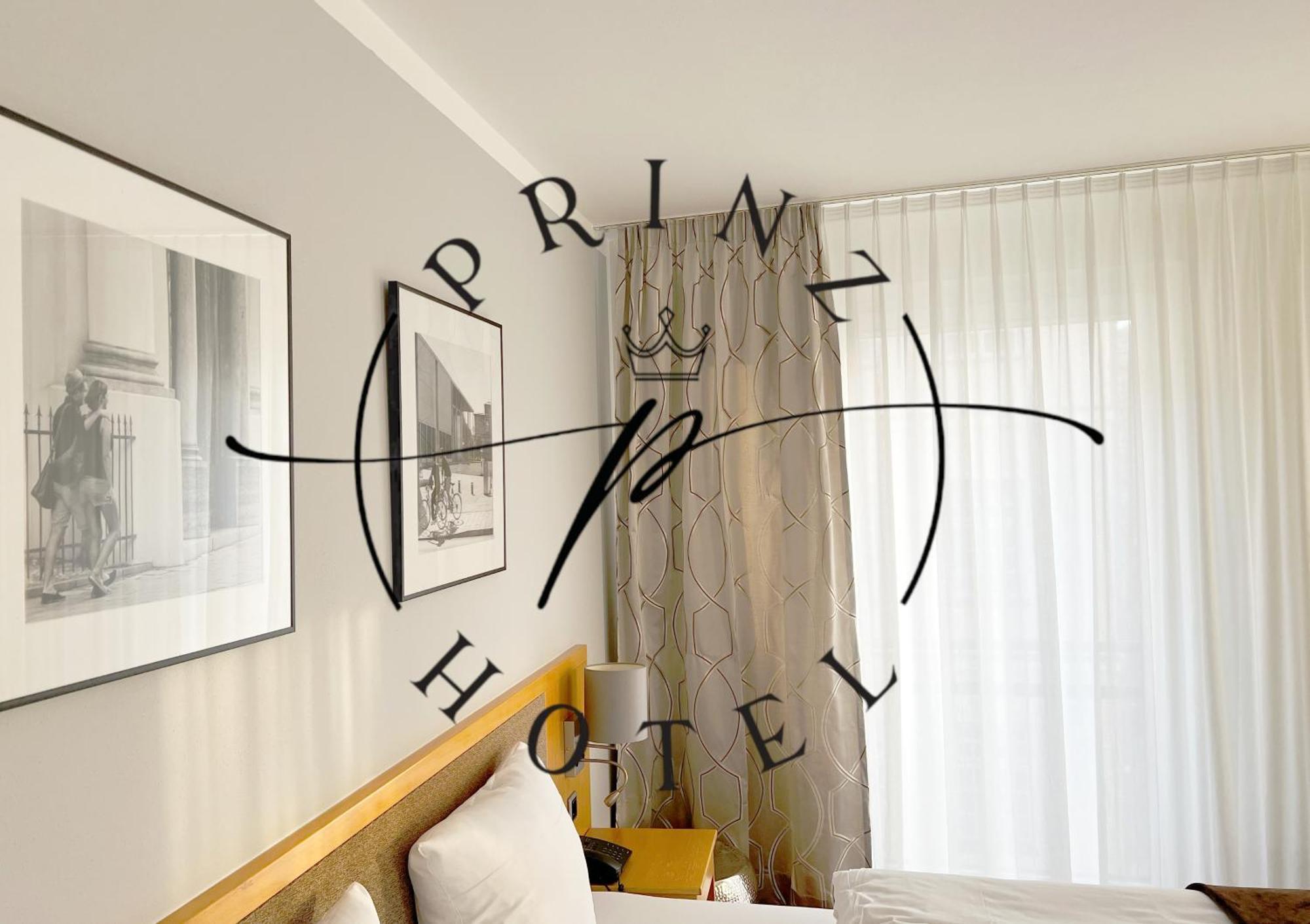 King Room,1370635385:JPEG
