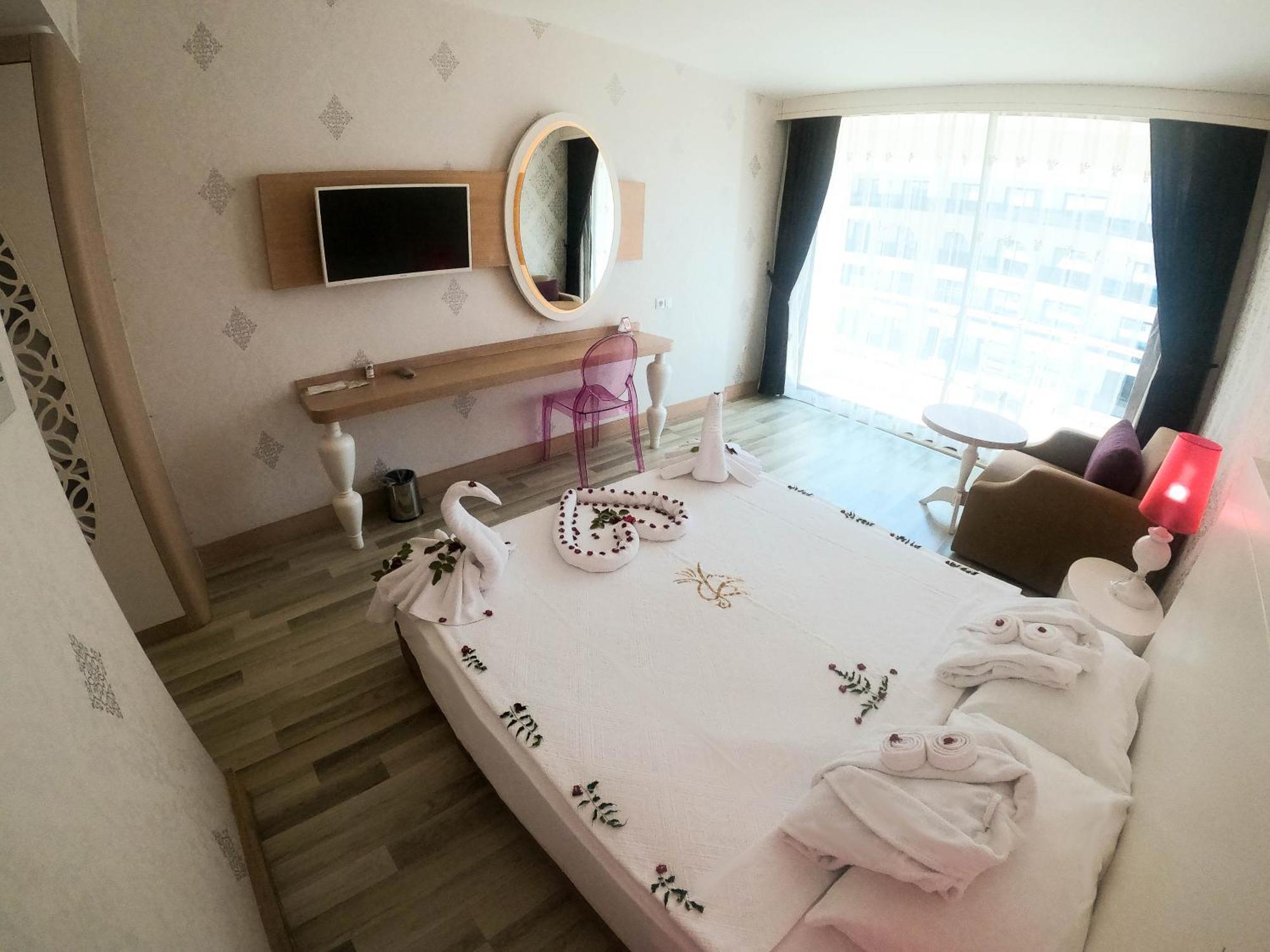 Double Room Garden View