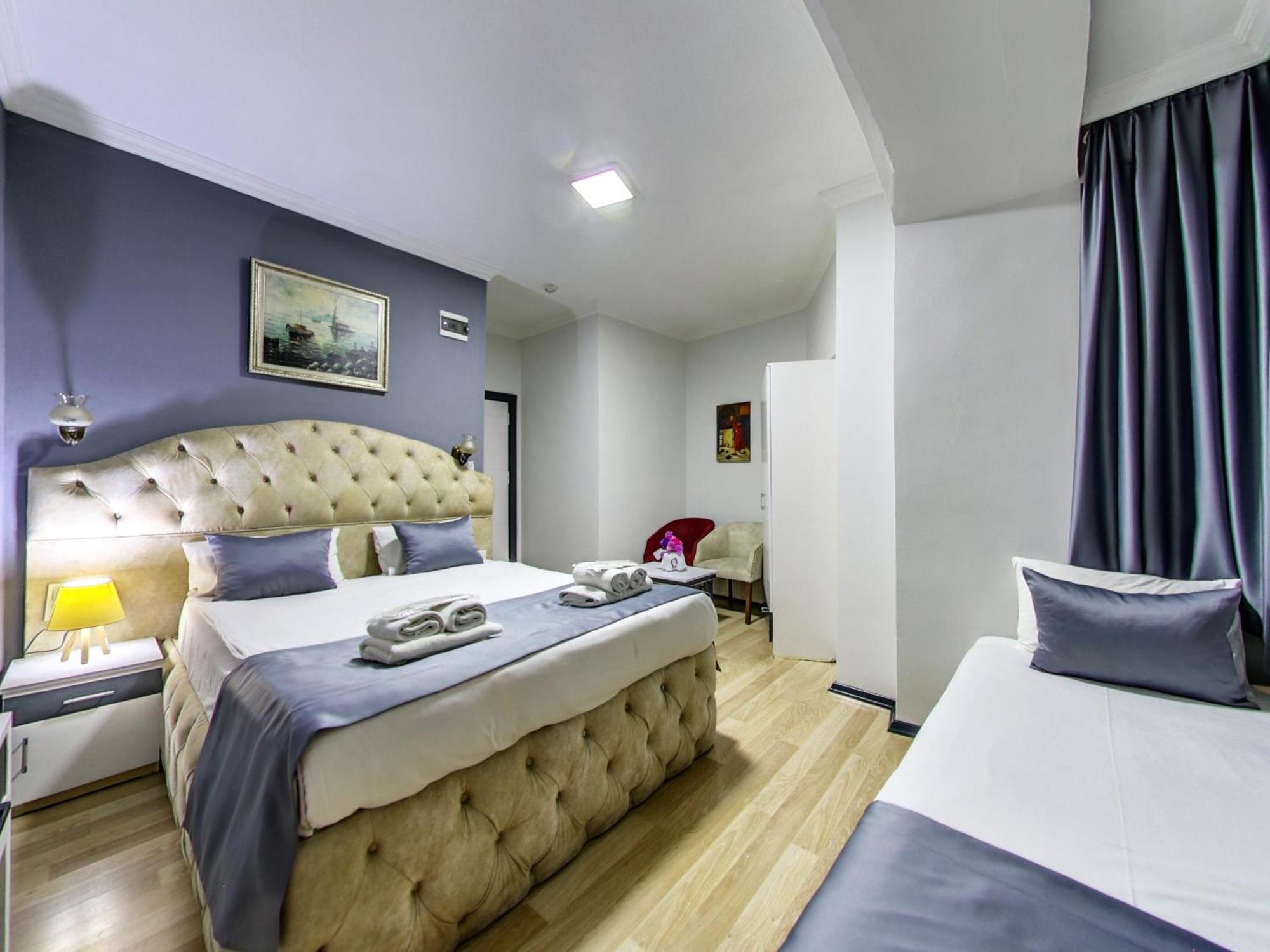 Deluxe Suite