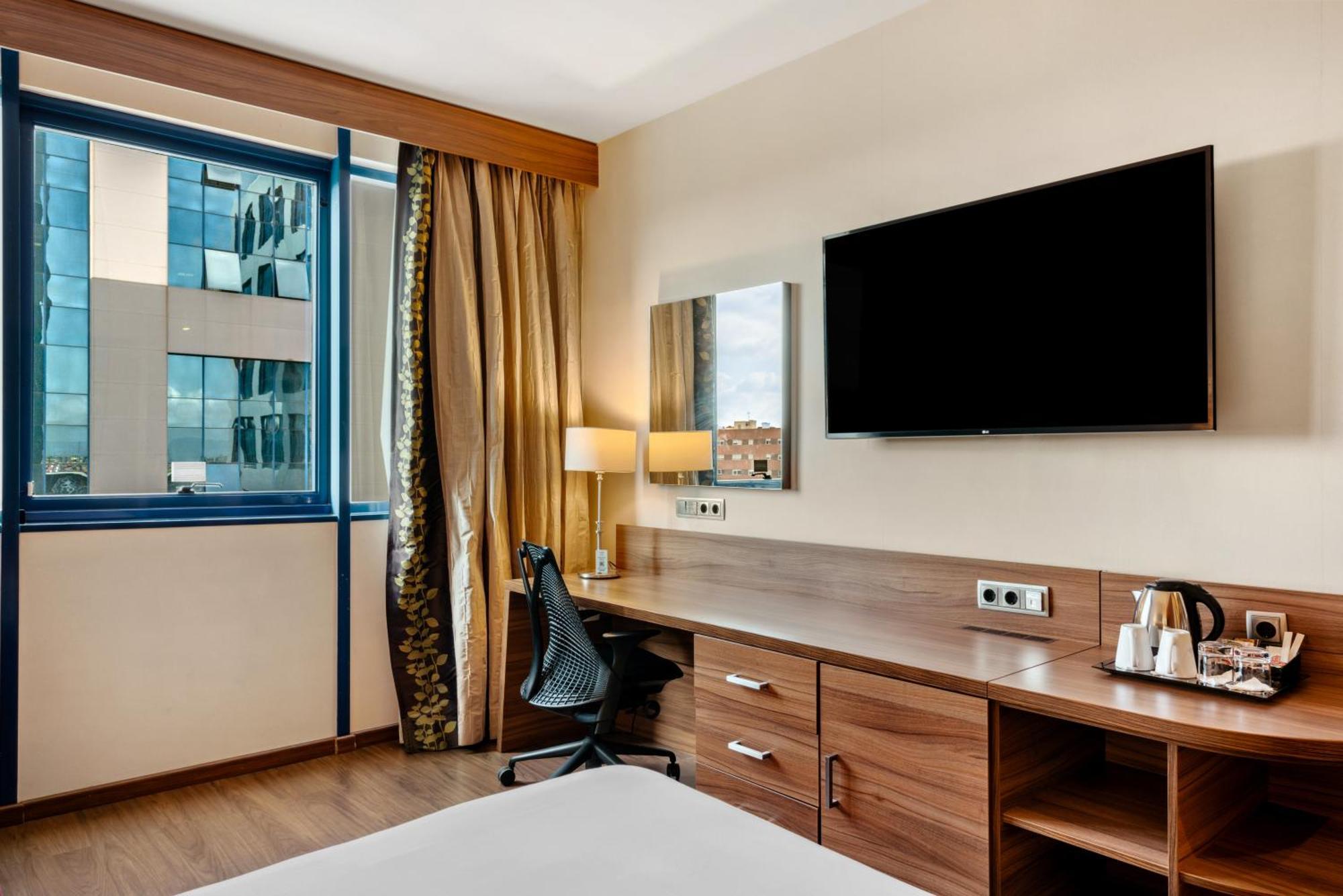 Quarto com Cama Queen-size