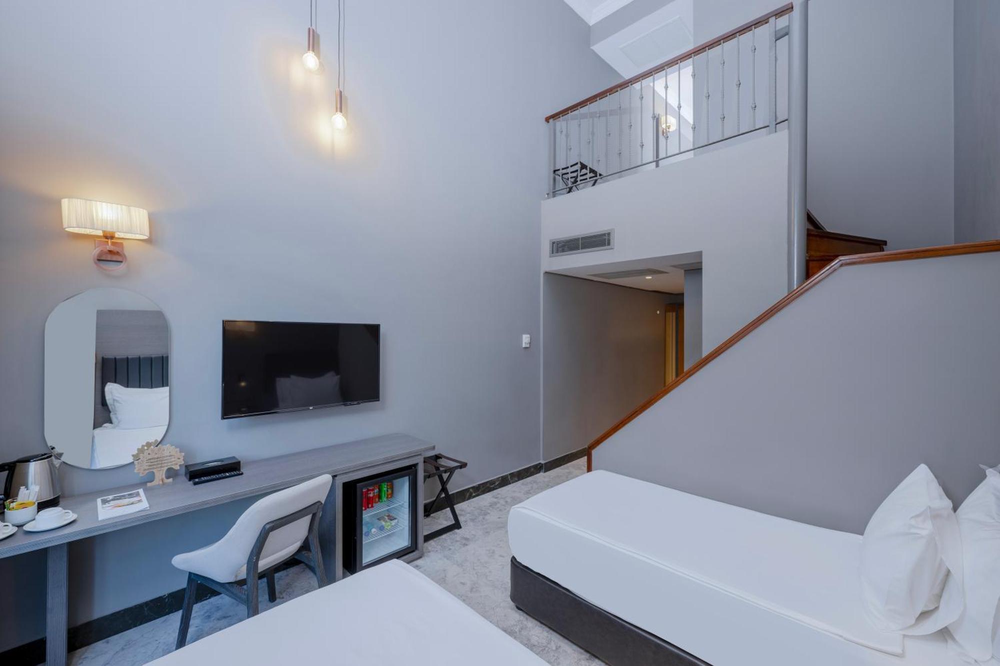 Duplex Quadruple Room