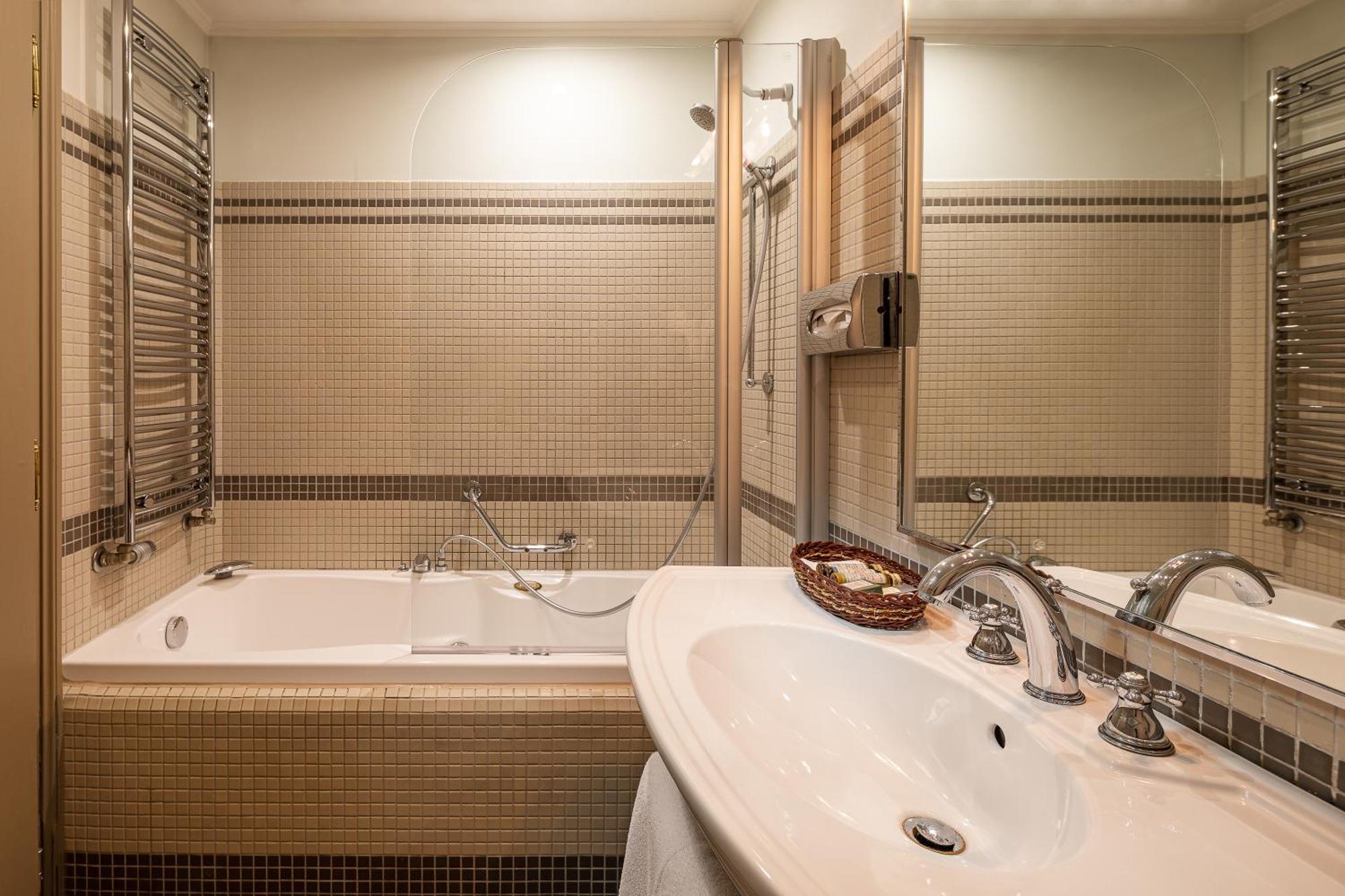 Iron Gate Suite